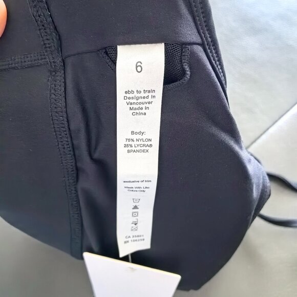 Lululemon Flow Y Bra Long Line Nulu Light Support B/C Cup Size 6 - Picture 4 of 5